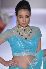 Model walks for Shaina NC showcases her bridal line at Weddings at Westin show with Jewellery by gehna on 5th May 2013 (200).JPG